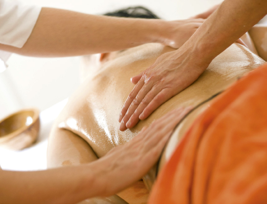 Massagen und Ayurvedamassagen Foto